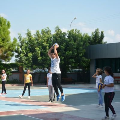 Alisamli80's profile picture. ⚽️Beden Eğitimi Öğretmeni ⚽️🏋️‍♂️