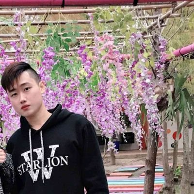 nuXjZ5S7SrcgCxI's profile picture. 嗨