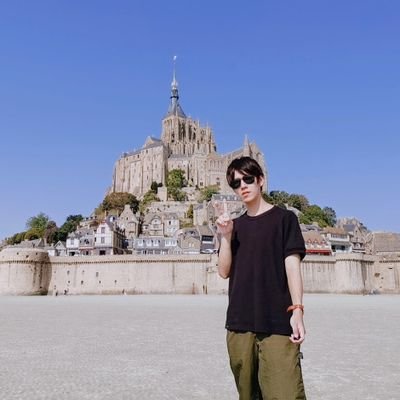 旅行好き / エンジニア1年目 / Sony α6400📷 / 世界19ヶ国 / 旅行の写真/情報を共有し合いたいです♬