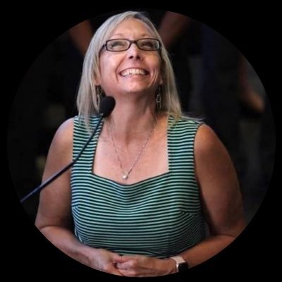 pinkcodelic's profile picture. ✨ScrumMaster✨DevOps Engineer✨