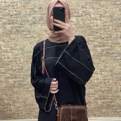 ⠀⠀⠀ 👍لم يـعد لي مزاج ان ابحث عن احد .
ولا يـهمنيـﮯ من لم يسـئل ـ❥
⠀
⠀⠀