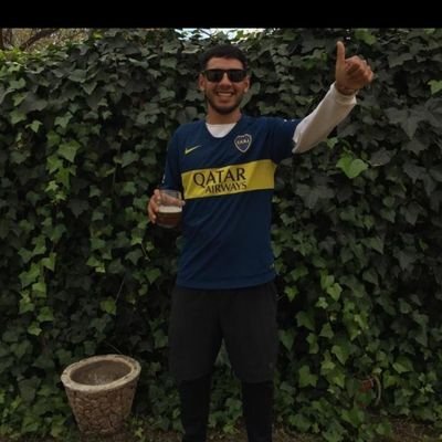 Cómo buen Argentino, manija de rock fútbol che y vino