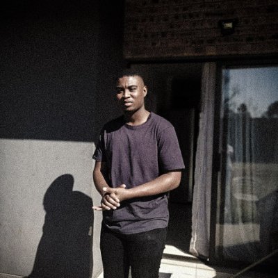 MhauleTshepo's profile picture. 🦍