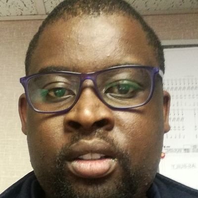 Dumsani_mhlaluk's profile picture. Honestly