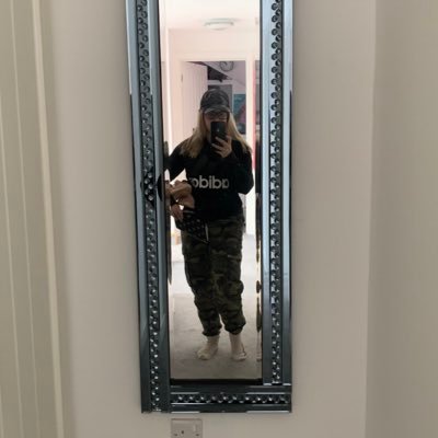 MaliRhysthomas's profile picture. Living la Vida loca.