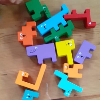 opegeot's profile picture. Je ne suis plus là.