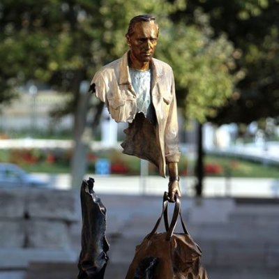 MortezaShakeri6's profile picture. Be calm