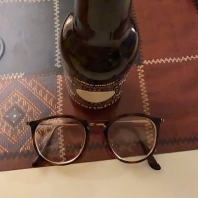 howl_wander's profile picture. Wandering towards #SelfLove