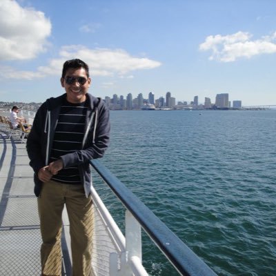 Comunicólogo Facebook e Instagram @julian_vargut “Cada minuto que pasa es otra oportunidad para cambiarlo todo”... Vanilla Sky