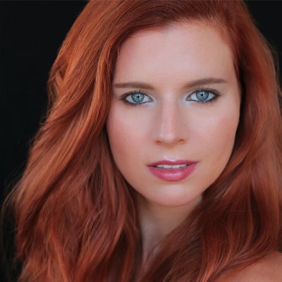 abigail_brosh's profile picture. She/Her
Co-host of @TrueFictionPod 
Actor/Screenwriter/Creator
Makes spaceship cakes and such