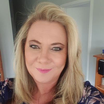 bonnienz's profile picture. Living the dream in the beautiful New Zealand. Business Manager, mentor, recruiter and hopefully just a down to earth human