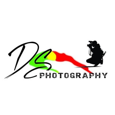 PROFFESIONAL PHOTOGRAPHER TO SPICE YOUR EVENT!BOOK US NOW FOR YOUR -*WEDDING*BURIAL*NAMIMG CEREMONY*PRE-WEDDING SHOOT*BIRTHDAY SHOOT*PHOTOBOOK
*FRAMES