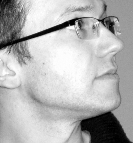 Für Wichtiges lieber meinen anderen Twitter lesen: @whatisimp2. Nerd stuff: @silidev