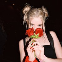 Beee (@beeerln) 's Twitter Profile