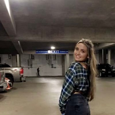 emilyparkerr3's profile picture. may the universe be kind