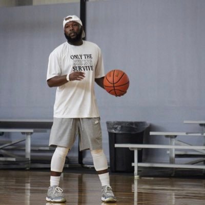 poodiebrown10's profile picture. 