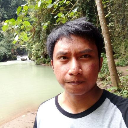 lukmanrauf02's profile picture. hidup itu keraz kawan