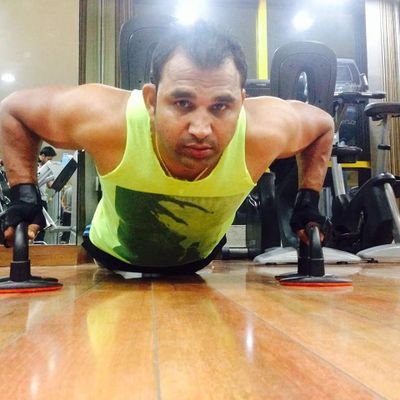 GhotaP's profile picture. क्या हार मे क्या जीत मे 
किंचित नही भयभीत मैं,
कर्तव्य पथ पर जो मिला 
यह भी सही वह भी सही ,

हार नही मानूंगा,
रार नही ठानूगा।