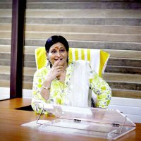 Sunita Vyas (Modi Ka Parivar) (@sunitavyasbjp) 's Twitter Profile Photo