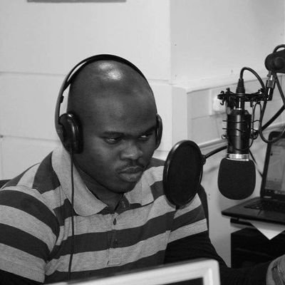 VoiceofOsas's profile picture. The Microphone's Best Friend 🤗
 
Voice Actor | Radio Presenter 

✍️ voiceofosas@gmail.com