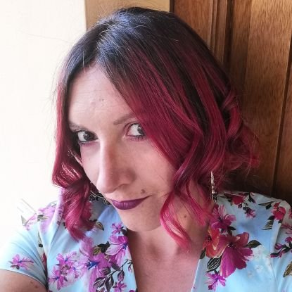 Kielo87's profile picture. Book sniffer and music lover, likes to travel the world 🗺 ❤️✈️ 🎶