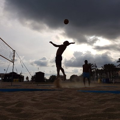 ___snowcrash___'s profile picture. Entre el fatalisme nihilista i l'optimisme naïf, la vida sempre val la pena.             

'Most important things in live, aren't things'.

Freedom lover.