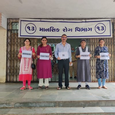 drkamleshdave's profile picture. Doctor