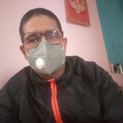 सबै ज्ञान किताबबाट मात्र मिल्छ यो जरुरि छैन किनकि
कुनै कुनै ज्ञान त स्वार्थी मानिसबाट पनि मिल्न सक्छ
