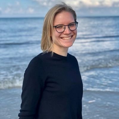 Paterfrau's profile picture. Norddeutsche Rheinländerin in Berlin. #Politik @VdU_eV, Mitglied @GrueneSpandau, #Digitalisierung @D64eV, #Verkehrswende #Ganzjahresradlerin, views are my own.