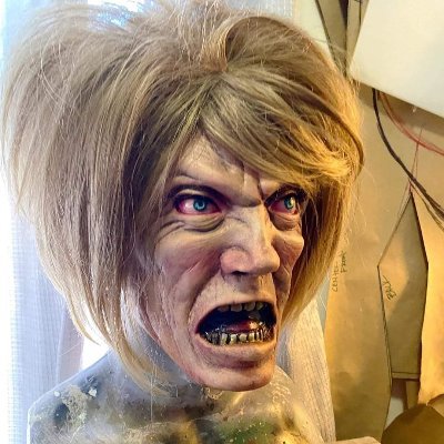 FuckoffKaren1's profile picture. Dedicated to telling all those entitled, obnoxious (middle-aged white woman divorced, bob haircut), nagging, complaining, whinging biatches to please fuck off!!