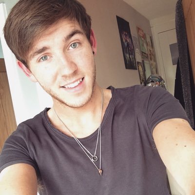 Only1gonemad's profile picture. Seriously what do I put in here?!? He/Him 🌈✌🏻