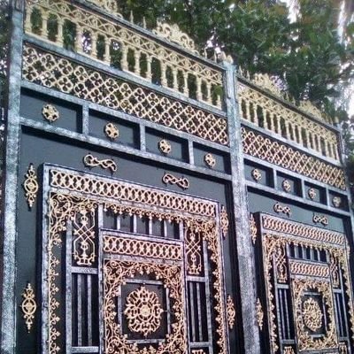 SuntechB's profile picture. I make Stainless and Iron Gates... Gas,Electric and Charcoal Oven (Stainless and Iron)... Iron and Stainless Chairs, and more related works
WhatsApp:08120625835