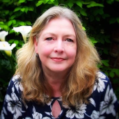 Experienced coach with a passion for helping others find answers to their relationship dilemmas