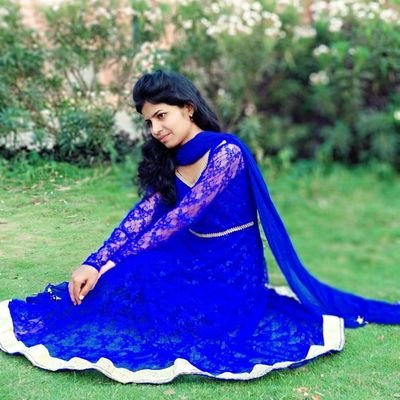 HarshaliKadam7's profile picture. journey