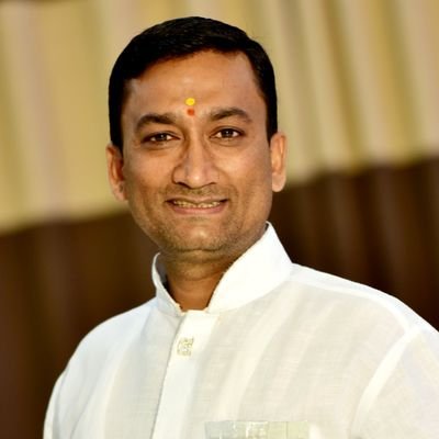 संस्थापक-शिवनेरी युवक मिञ मंडळ, पेठरोड, पंचवटी, नाशिक.
सदस्य- स्वामी मिञ मेळा चॅरिटेबल ट्रस्ट, नाशिक.