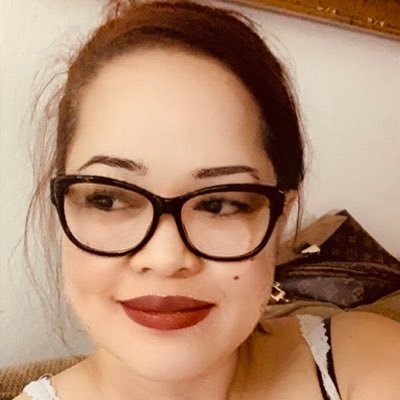 sharon_0528's profile picture. wifey, navy mum, army💜, realtor and many more! 🇺🇸