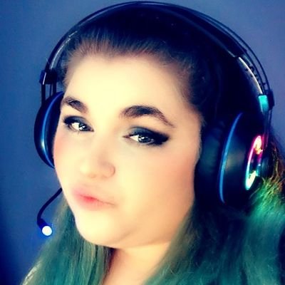 Starting out variety streamer 😅
Twitch Affiliate 💜
Wannabee emote artist :P
