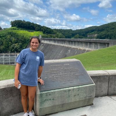 adellalonas's profile picture. insta: adella_lonas | utk ‘22