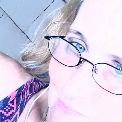 LillePhillips's profile picture. DV survivor, Suicide survivor. Empathic soul. INFJ. Bipolar BB
Dont waste my time or mistake my kindness for weakness.
Cuz this Pixxie will bite.