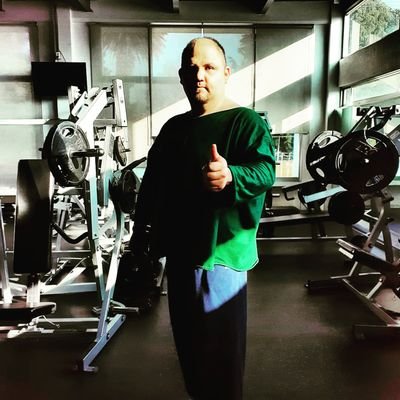 soy Ricardo Alberto Arenas Vargas nací en puebla México soy bodybullding ,cristiano de fe amante de Jesús