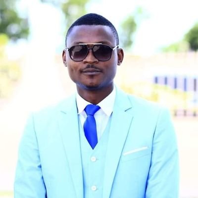 Journaliste-Producteur, présentateur radio-télé-event, écrivain,Consultant en Communication sociale, digitale et institutionnelle, CEO-Founder MIROIR D'AFRIK.
