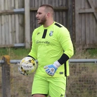 Goalkeeper, ex Dagenham&redbridge, Wingate&finchley, maidenhead, Hanwell Town and Edgware Town👐🏼⚽