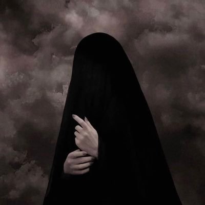 muvazeneti's profile picture. “...İçimdeki ummanı önce sızdırmış sonra taşırmışım.”   Okul Öncesi Öğretmenliği 🎓                    Yazılar bana aittir. İzinsiz alınmasına rızam yoktur.