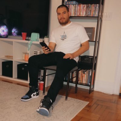 Manny_Castillo5's profile picture. 