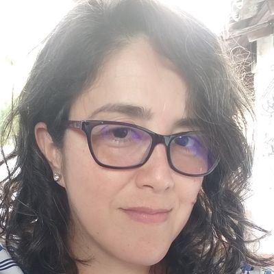 Mamá de David y de Beatriz Helena.
Abogada, DEA Bioética y Biojuridica. Doctora en Bioética.
- cuenta personal -