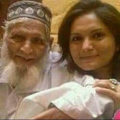 Hsqureshi19's profile picture. 