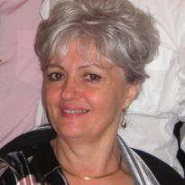 Pakaine's profile picture. Mother, wife, online business.