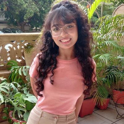 a 24 y/o with a perpetual lump in her throat coz kare toh kare kya bole toh bole kya