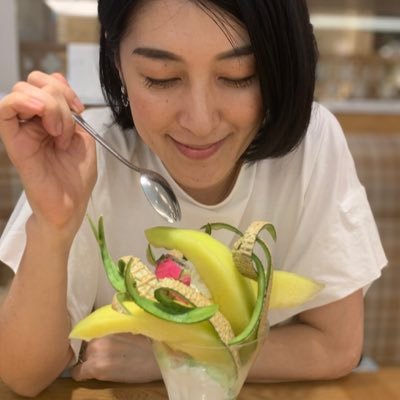 8_88_88_8's profile picture. 出身地秋田のこと、手土産備忘録、猫のこと。