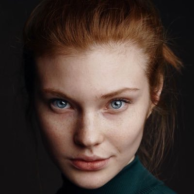 passengerella's profile picture. اگر ذهن می‌توانست انسان را به آتش بکشد ، من در شعله های خویش میسوختم